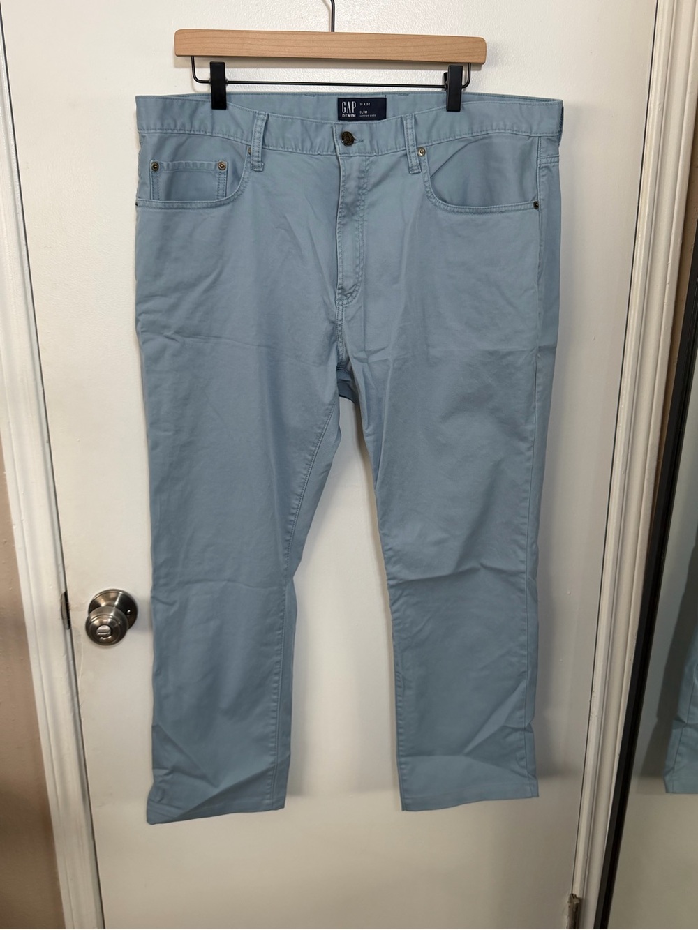 GAP Light Blue Straight Fit Jeans 38x32